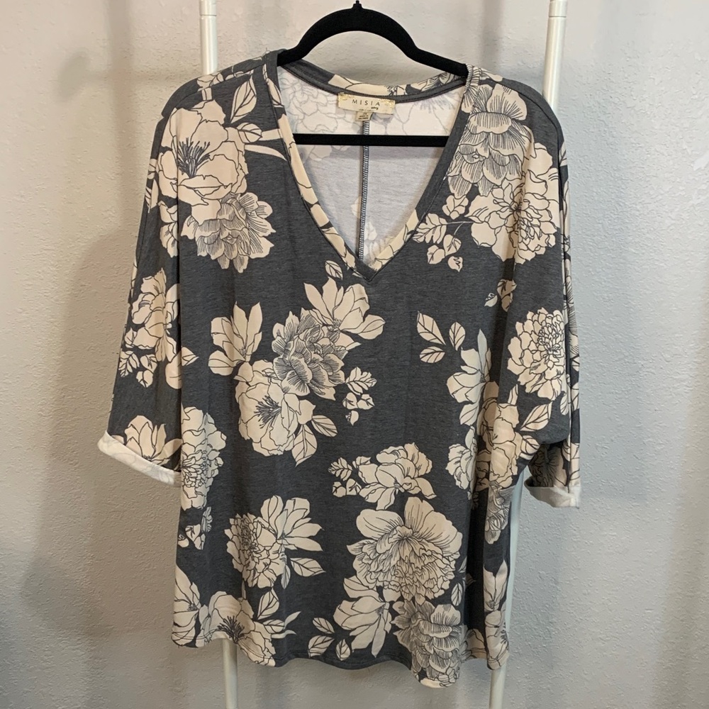 Misia Floral V-Neck Long Sleeve Top -‎ Black and Cream